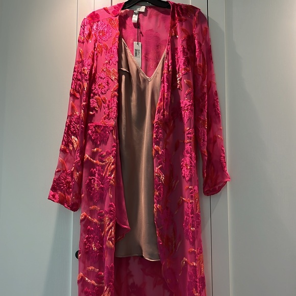 Fleur du Mal Fil Coupe Long Wrap Dress, Gia Pink, 2 - Picture 5 of 12